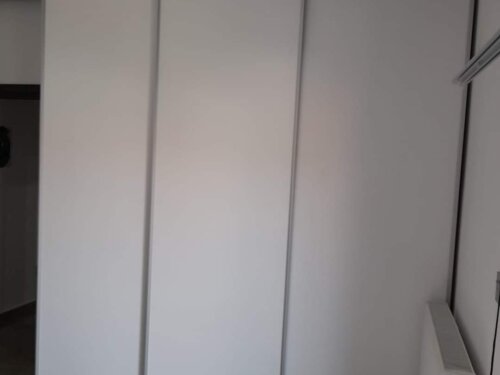 Ντουλάπα συρόμενη